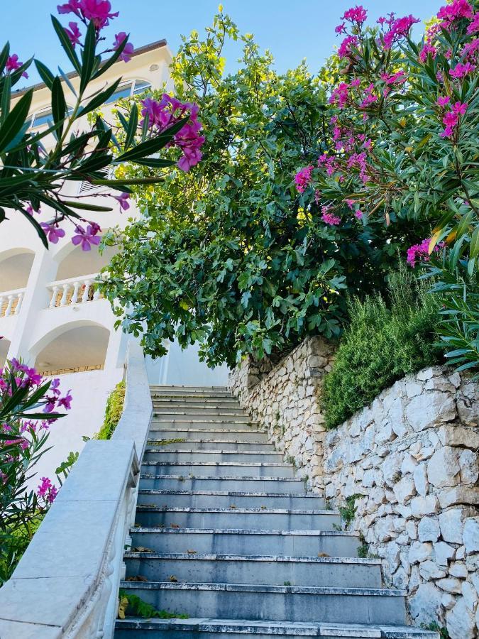 Apartments Jasmina Vinišće Kültér fotó